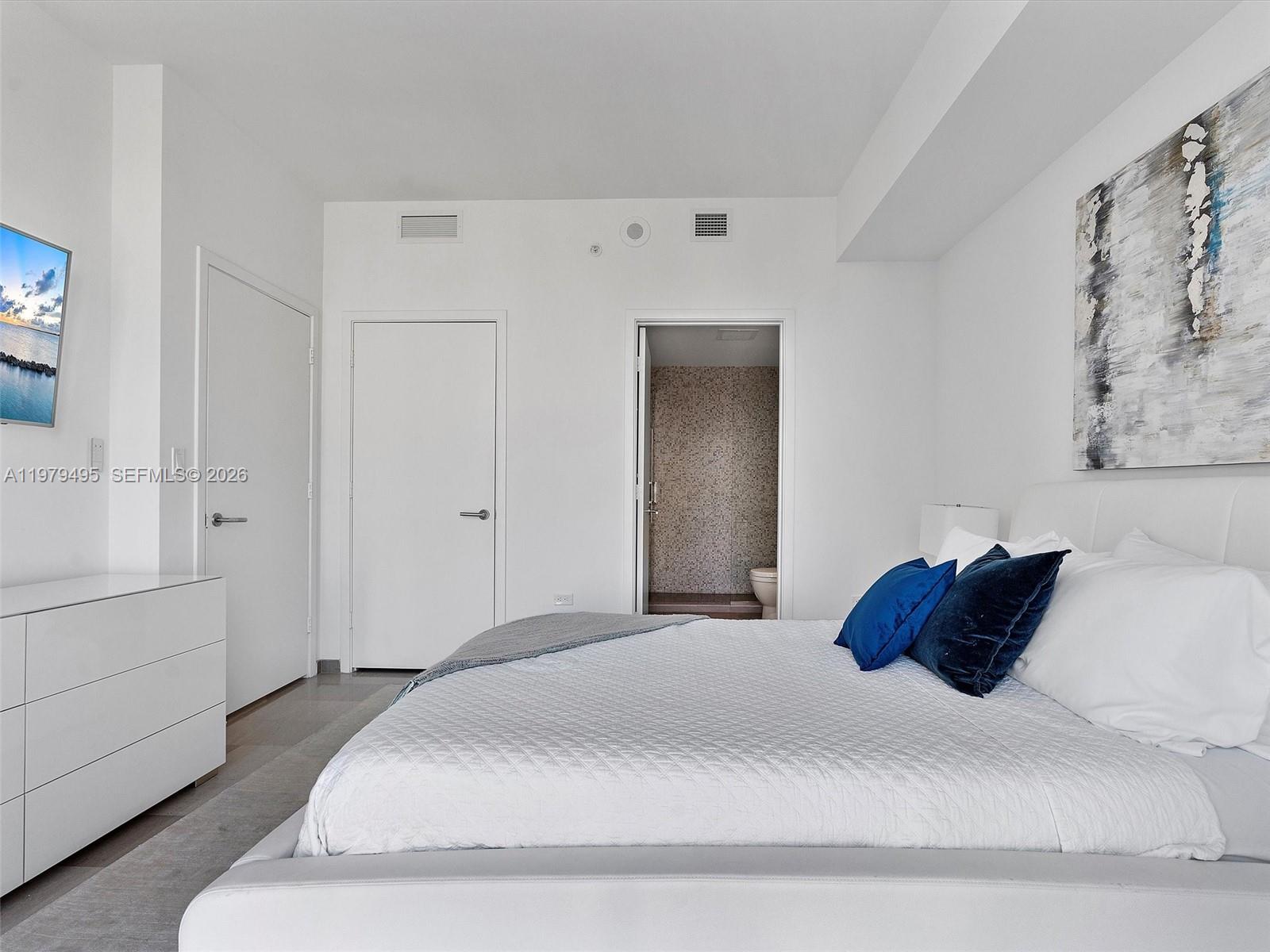 88 Southwest 7th Street, Unit 2709 Miami, FL 33130 - Photo 33 of 56