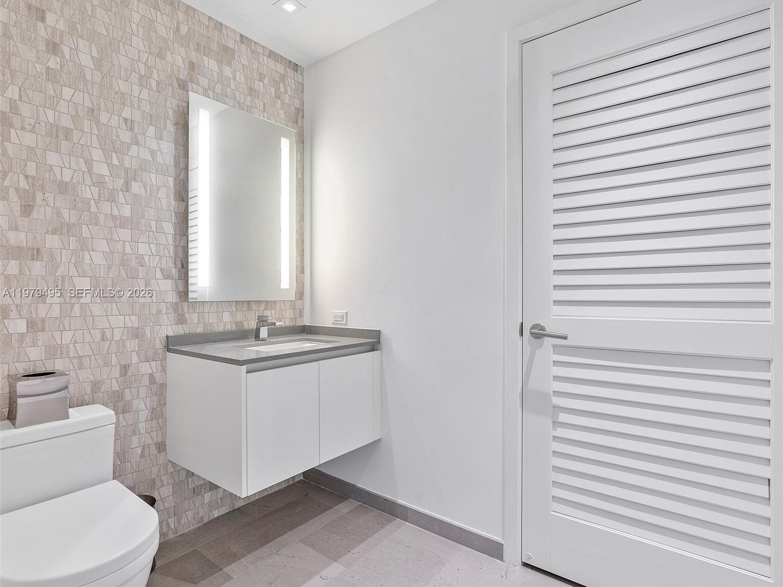 88 Southwest 7th Street, Unit 2709 Miami, FL 33130 - Photo 37 of 56