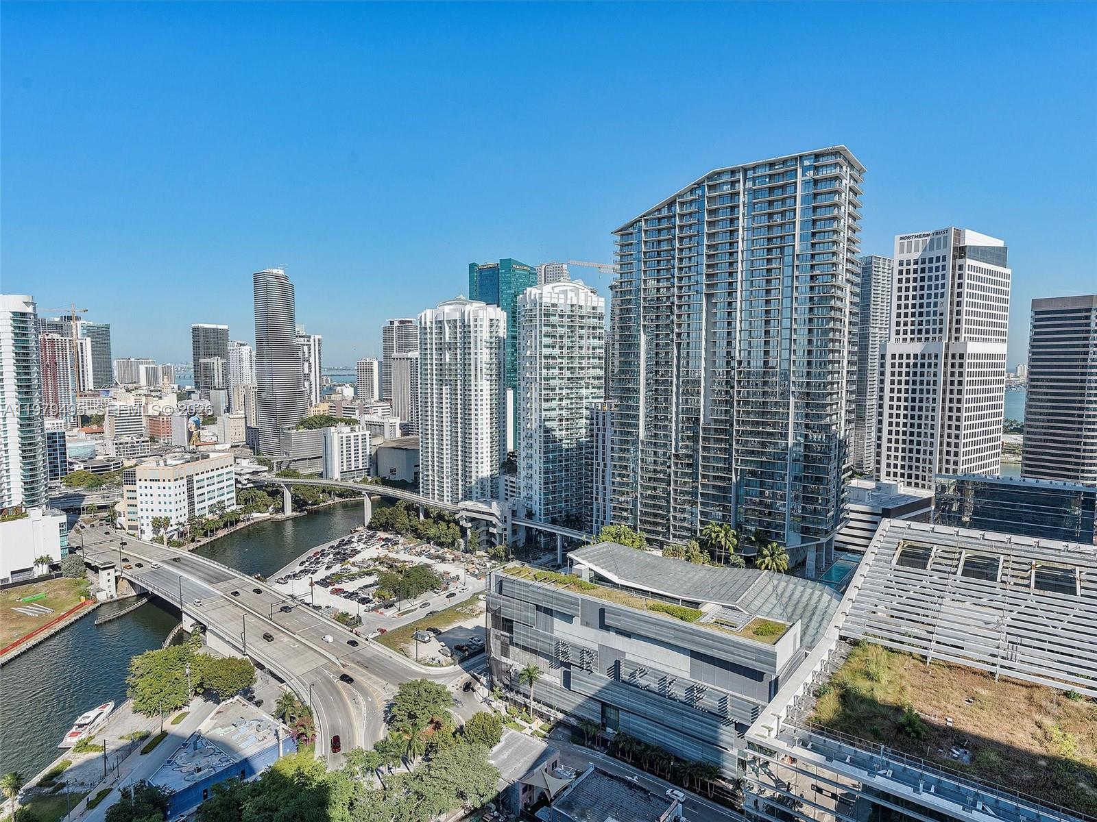 88 Southwest 7th Street, Unit 2709 Miami, FL 33130 - Photo 47 of 56