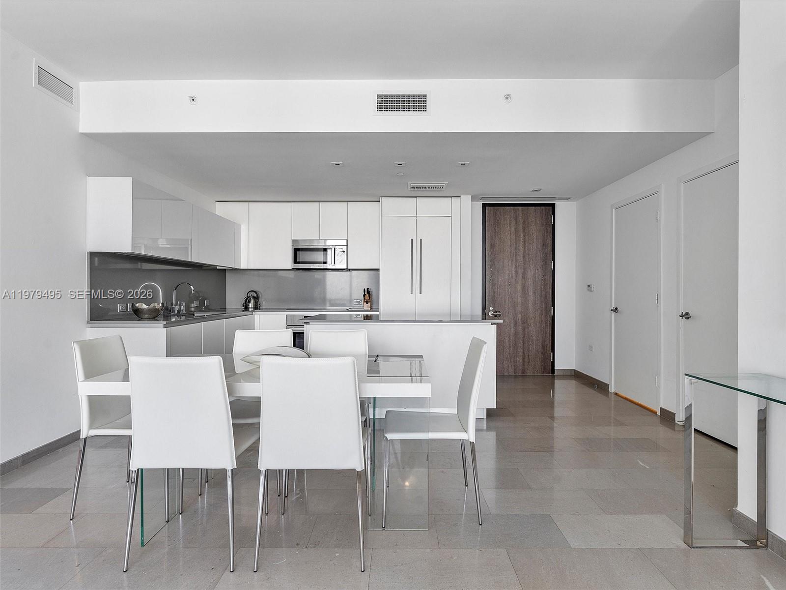 88 Southwest 7th Street, Unit 2709 Miami, FL 33130 - Photo 7 of 56