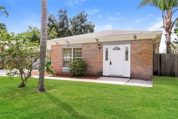 $2,310 | 438 Southeast Streamlet Avenue, Port St. Lucie, FL 34983