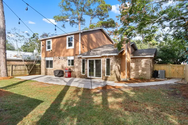 $396,500 | 2709 Sunrunner Lane, Gulf Breeze, FL 32563