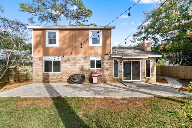 $396,500 | 2709 Sunrunner Lane, Gulf Breeze, FL 32563