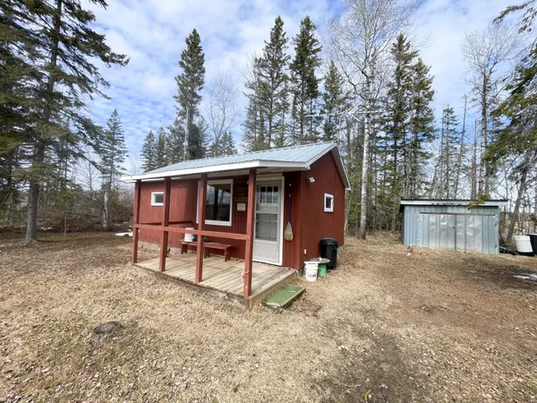 $278,250 | 3228 County Road 1 Southwest, Baudette, MN 56623