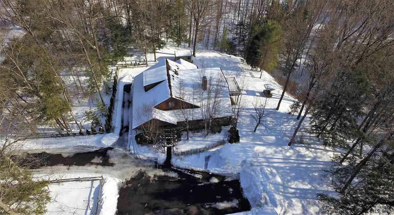 149 Hartley Road Amsterdam, NY 12010 - Photo 2 of 25 Photo 2