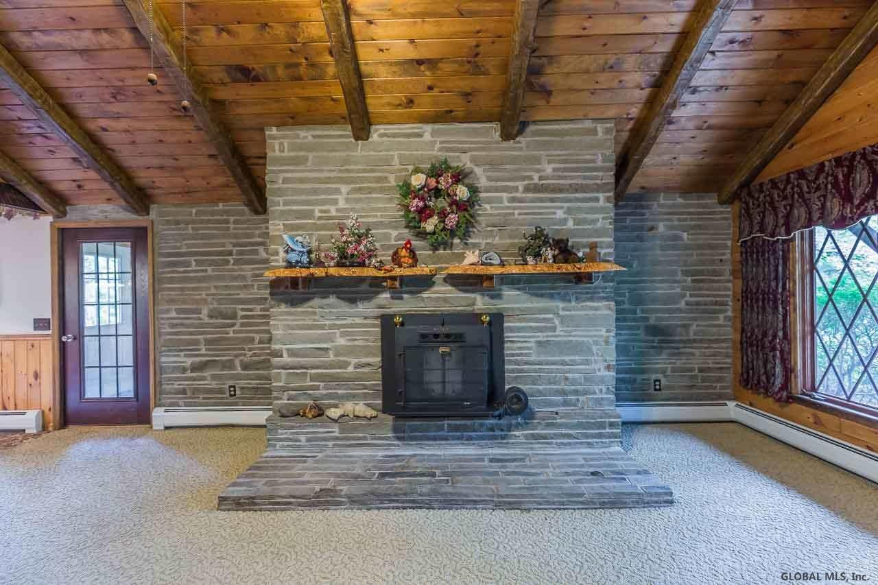 149 Hartley Road Amsterdam, NY 12010 - Photo 10 of 25 Photo 10