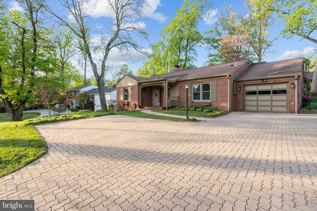 $1,465,000 | 4871 Old Dominion Drive, Arlington, VA 22207