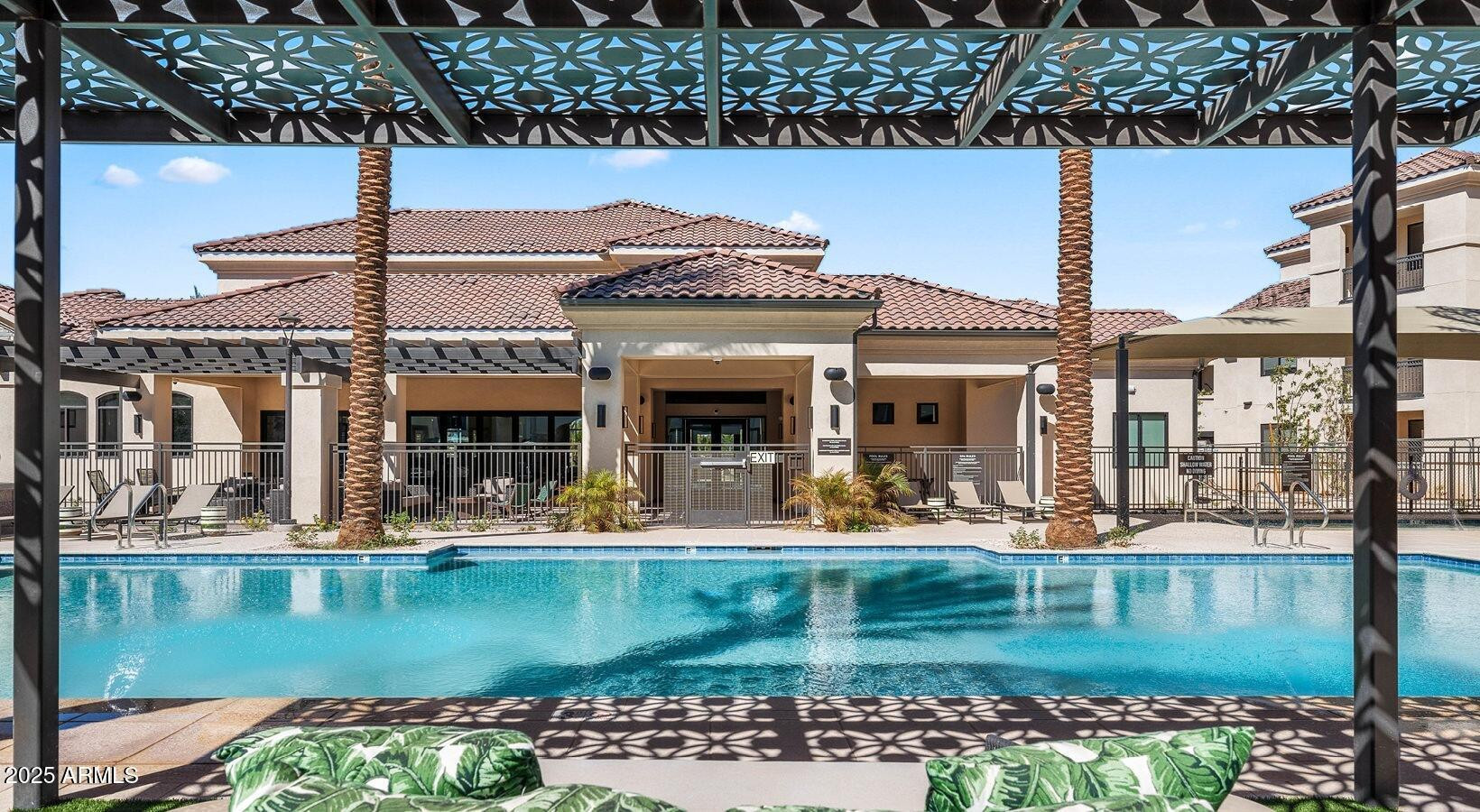 5885 South 32nd Street, Unit C1 Phoenix, AZ 85040 - Photo 2 of 32 Photo #2