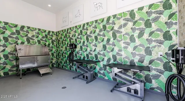 $2,182 | 5885 South 32nd Street, Unit C1, Phoenix, AZ 85040