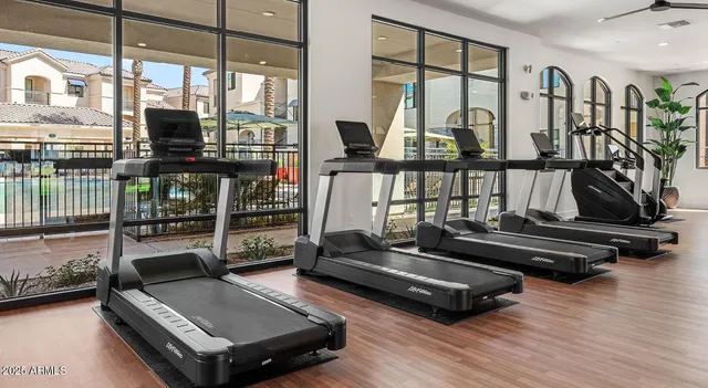 $2,182 | 5885 South 32nd Street, Unit C1, Phoenix, AZ 85040