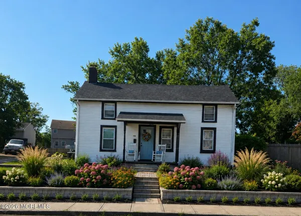 $449,000 | 310 1st Street, Keyport, NJ 07735