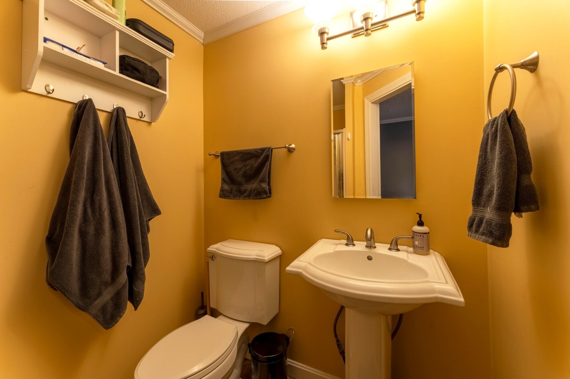 79 East Ridge Road, Unit 208 Southwest Harbor, ME 04679 - Photo 11 of 22 79ERidge_024
