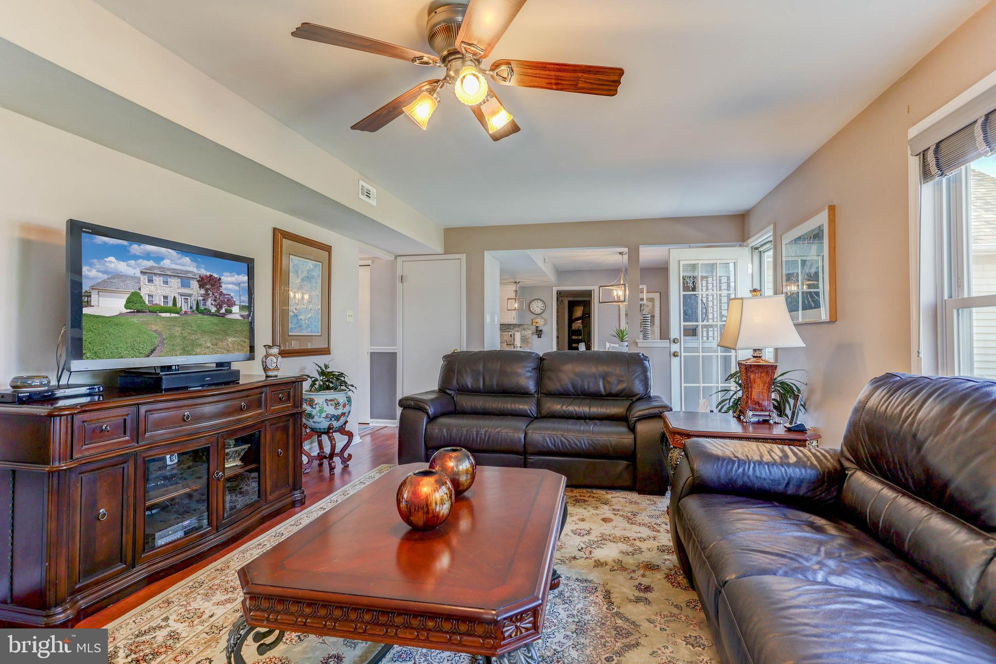 2 Appletree Lane Sewell, NJ 08080 - Photo 18 of 42 Very spacious Family room