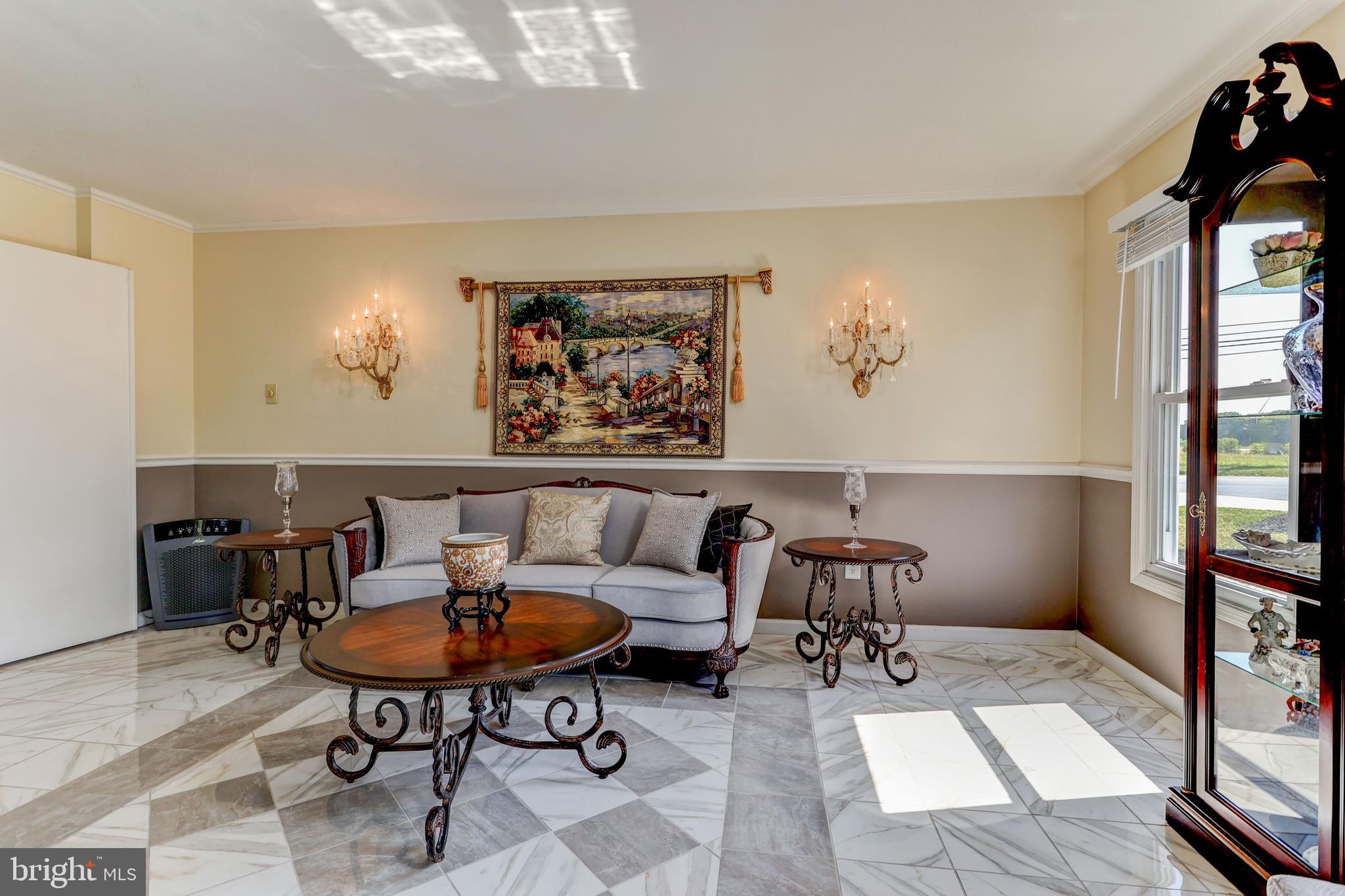 2 Appletree Lane Sewell, NJ 08080 - Photo 10 of 42 VERY SPACIOUS ROOMS