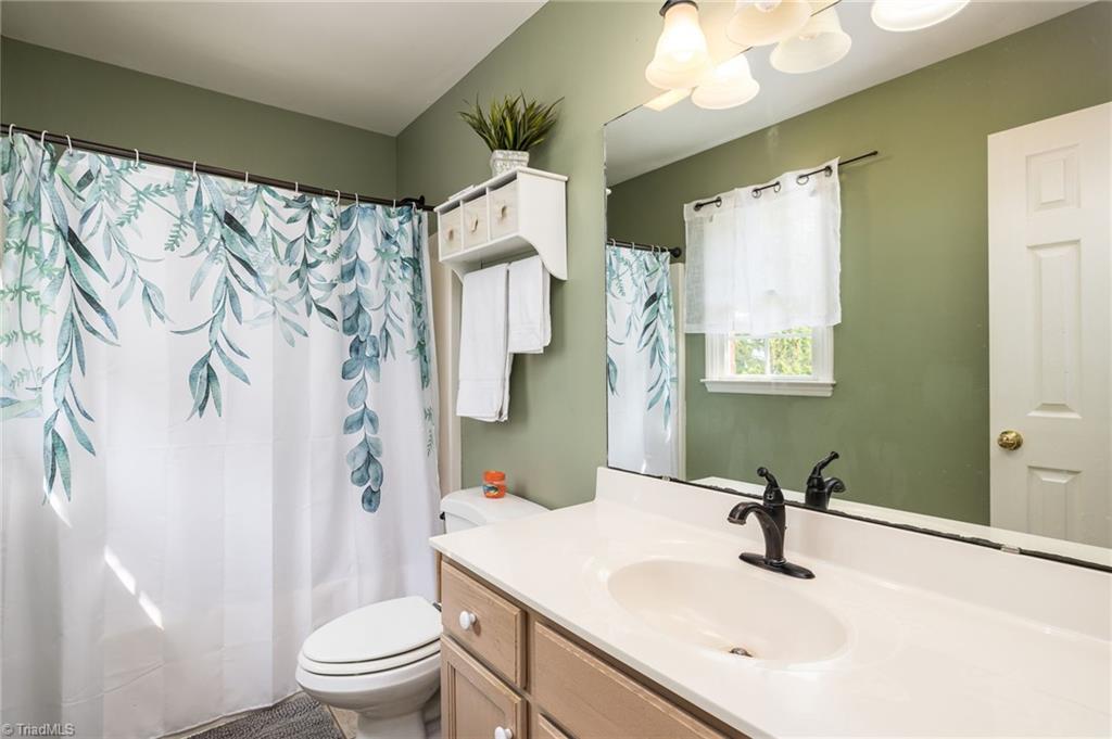 1407 Oak Ridge Road Kernersville, NC 27284 - Photo 11 of 24 Gallery Image 11