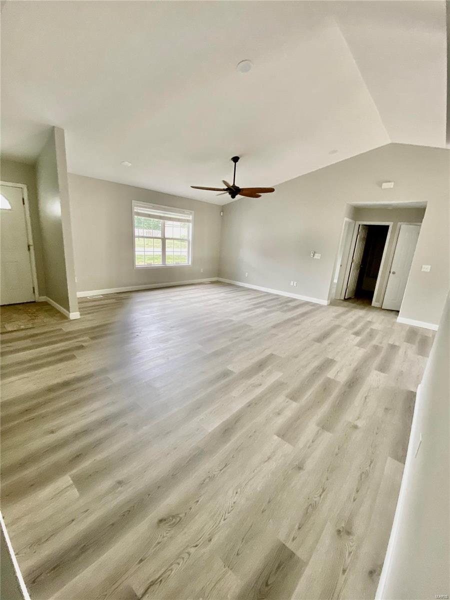 21075 Larson Road Waynesville, MO 65583 - Photo 11 of 24