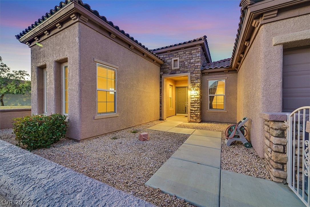 2358 Sandstone Cliffs Drive Henderson, NV 89044 - Photo 2 of 50