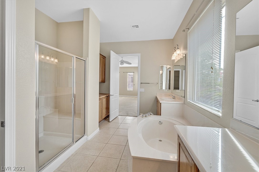 2358 Sandstone Cliffs Drive Henderson, NV 89044 - Photo 22 of 50