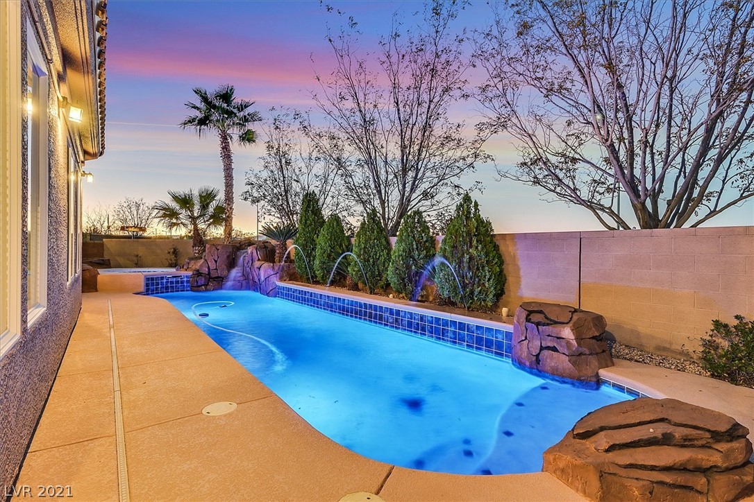 2358 Sandstone Cliffs Drive Henderson, NV 89044 - Photo 35 of 50