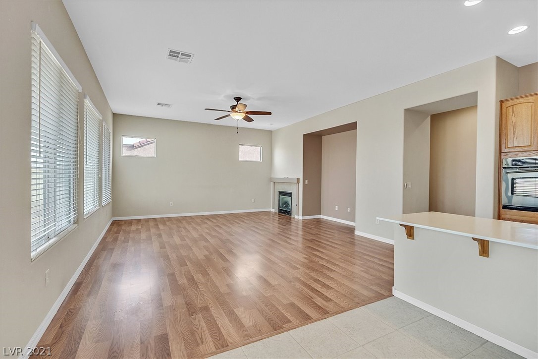 2358 Sandstone Cliffs Drive Henderson, NV 89044 - Photo 10 of 50