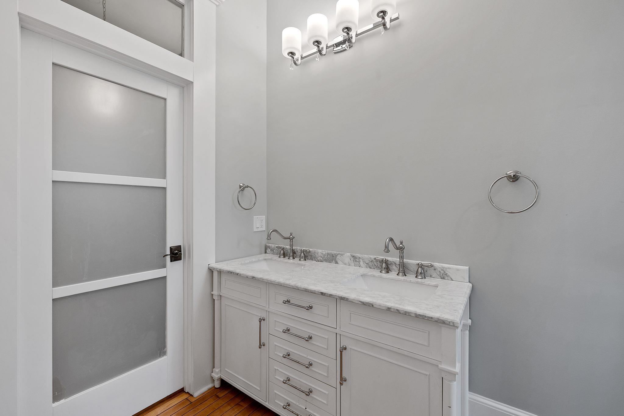 400 Central Street, Unit 5 Franklin, NH 03235 - Photo 12 of 34