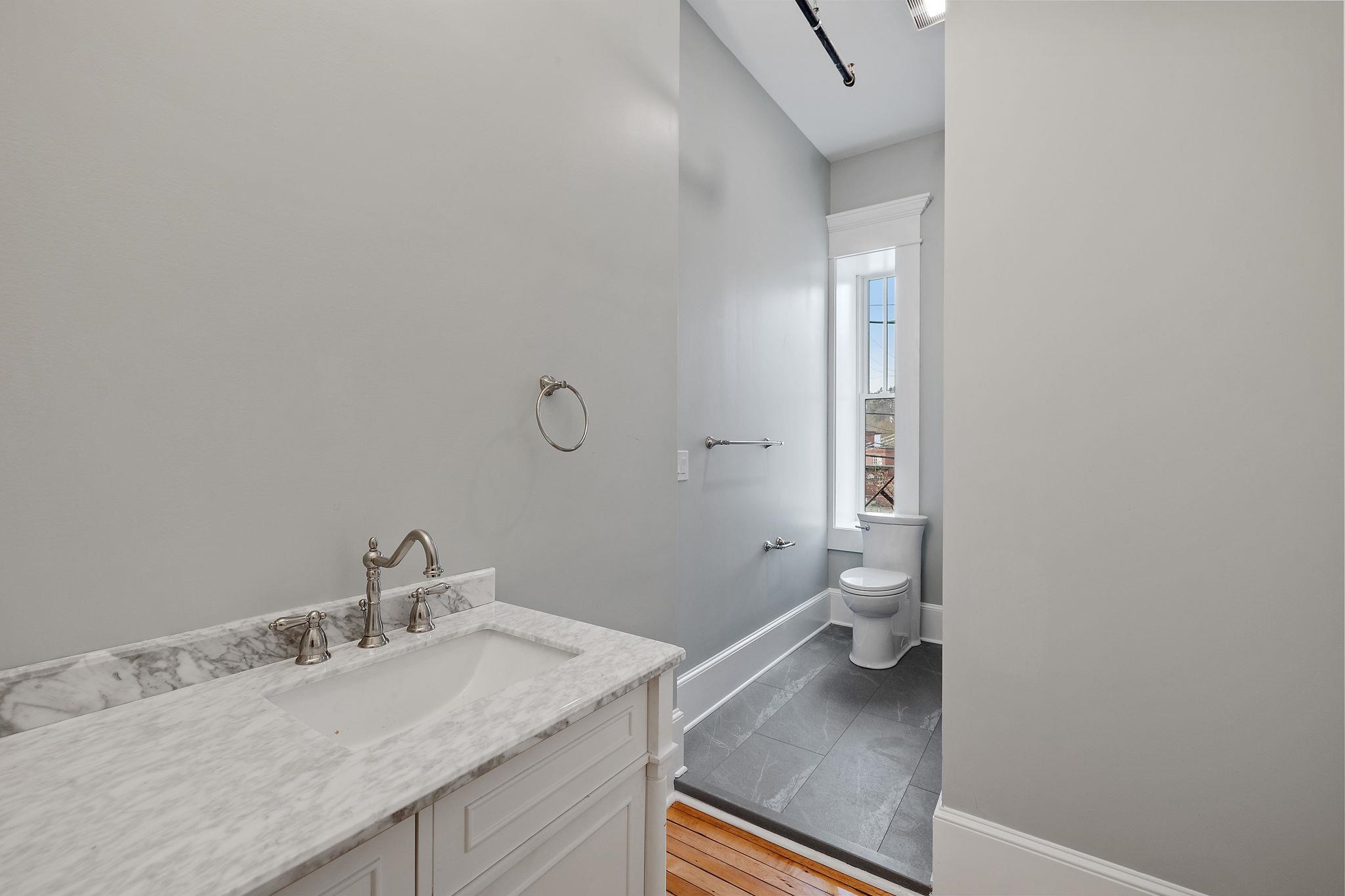 400 Central Street, Unit 5 Franklin, NH 03235 - Photo 13 of 34