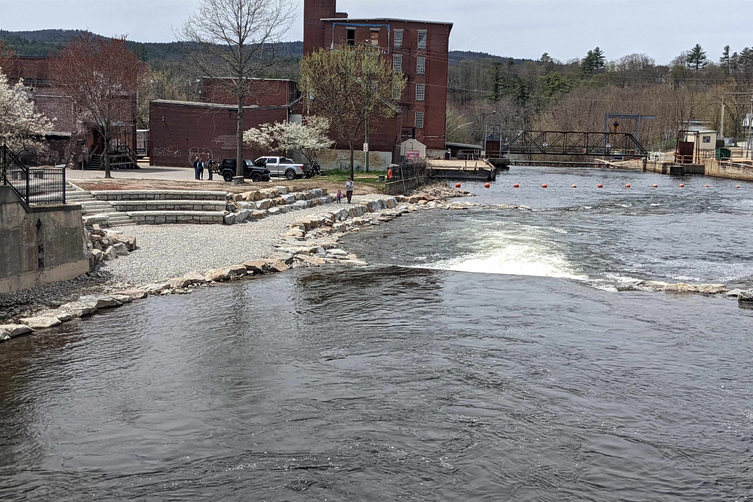 400 Central Street, Unit 5 Franklin, NH 03235 - Photo 20 of 34