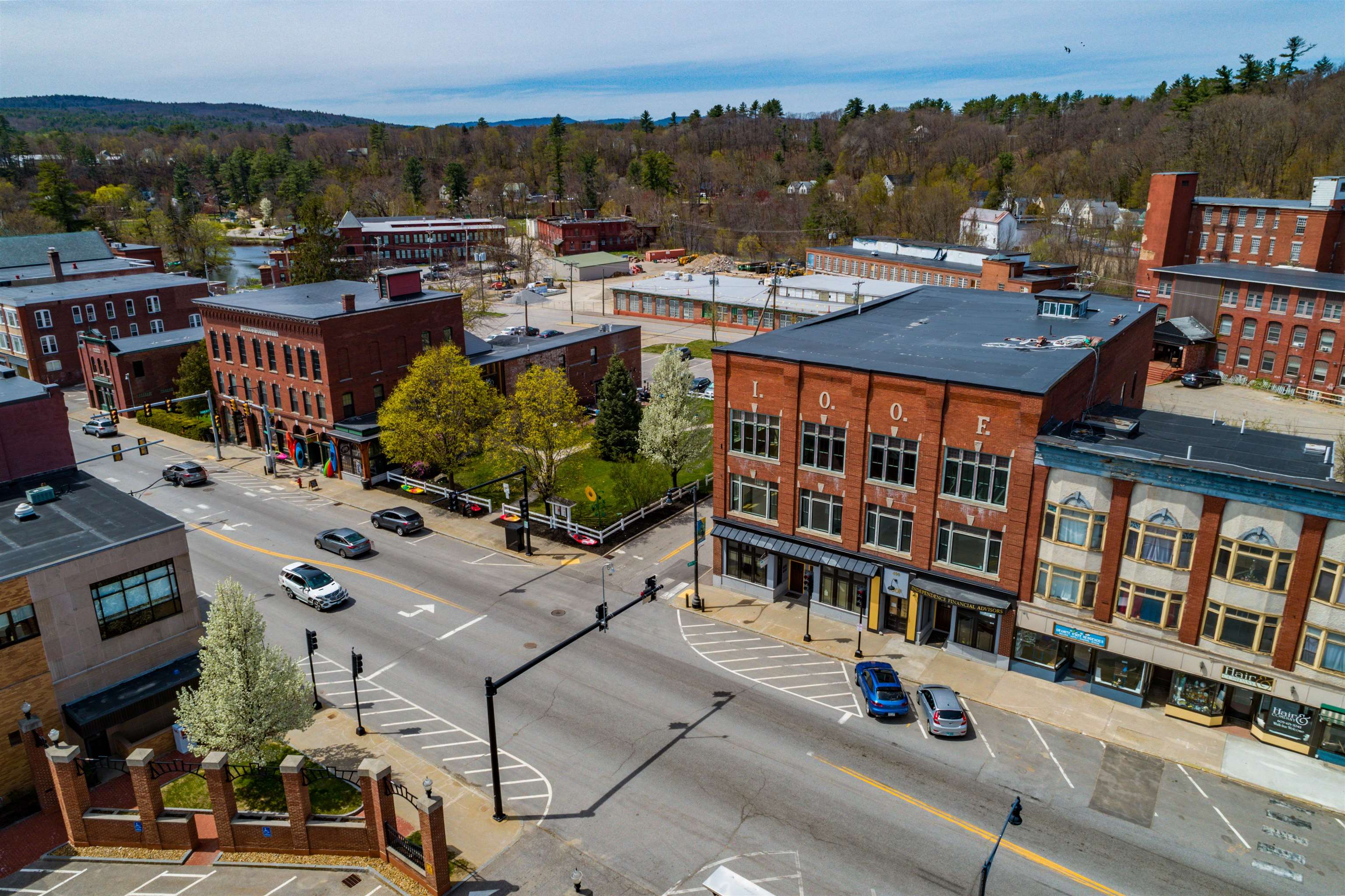 400 Central Street, Unit 5 Franklin, NH 03235 - Photo 32 of 34