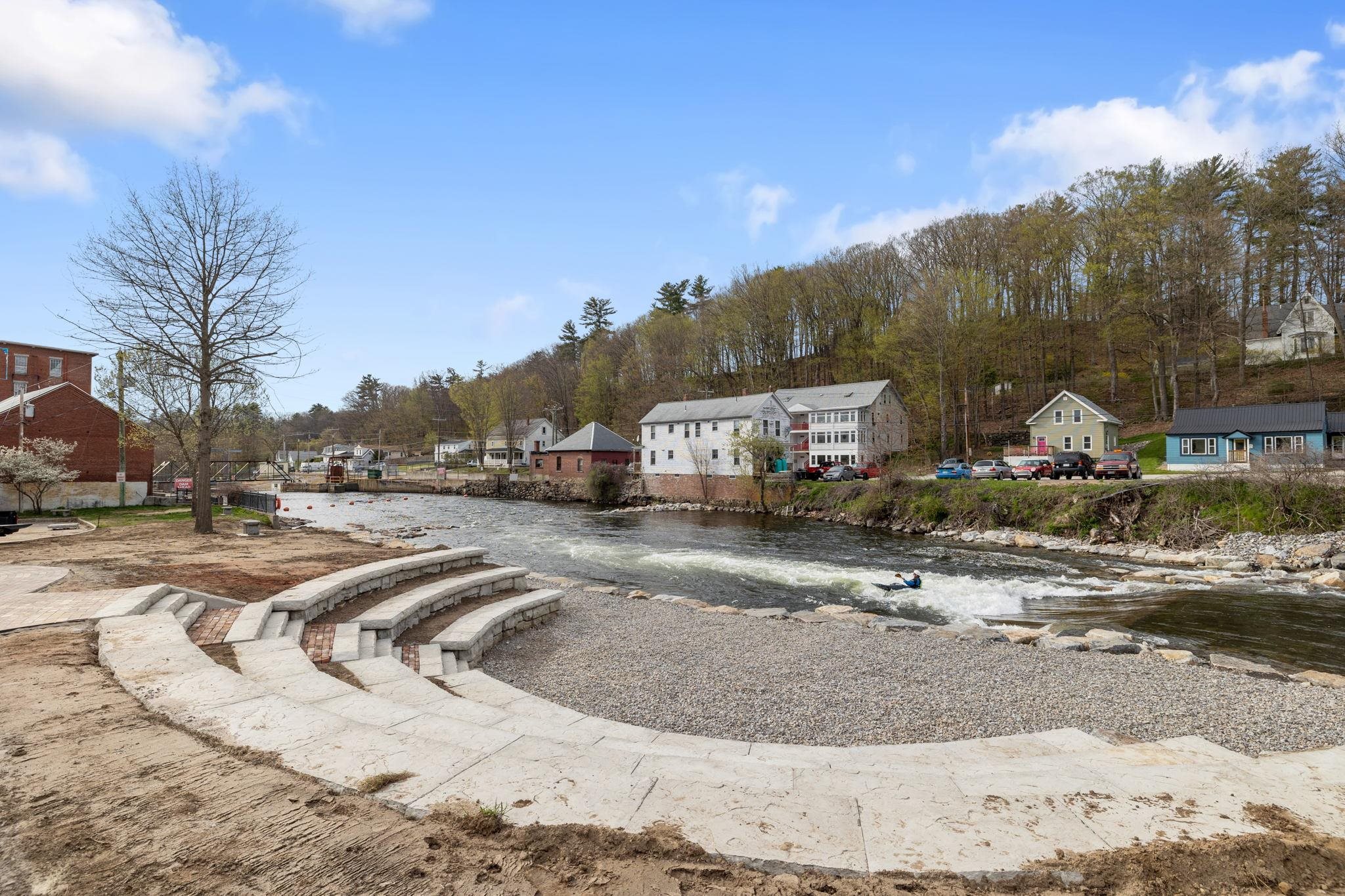 400 Central Street, Unit 5 Franklin, NH 03235 - Photo 6 of 34