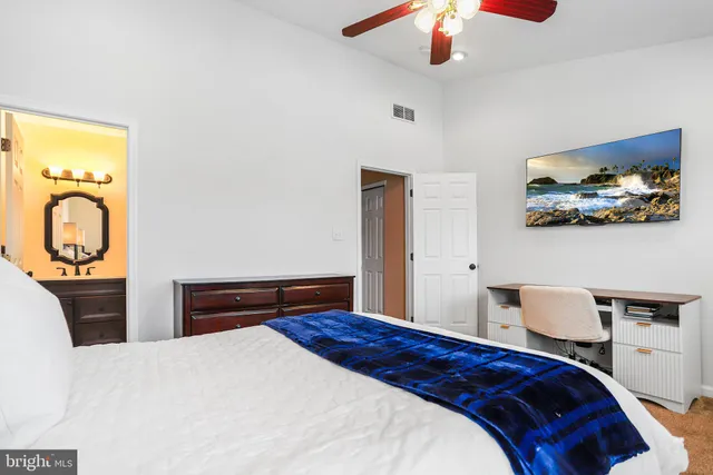 $424,900 | 29 Hoag Lane, Aston, PA 19014