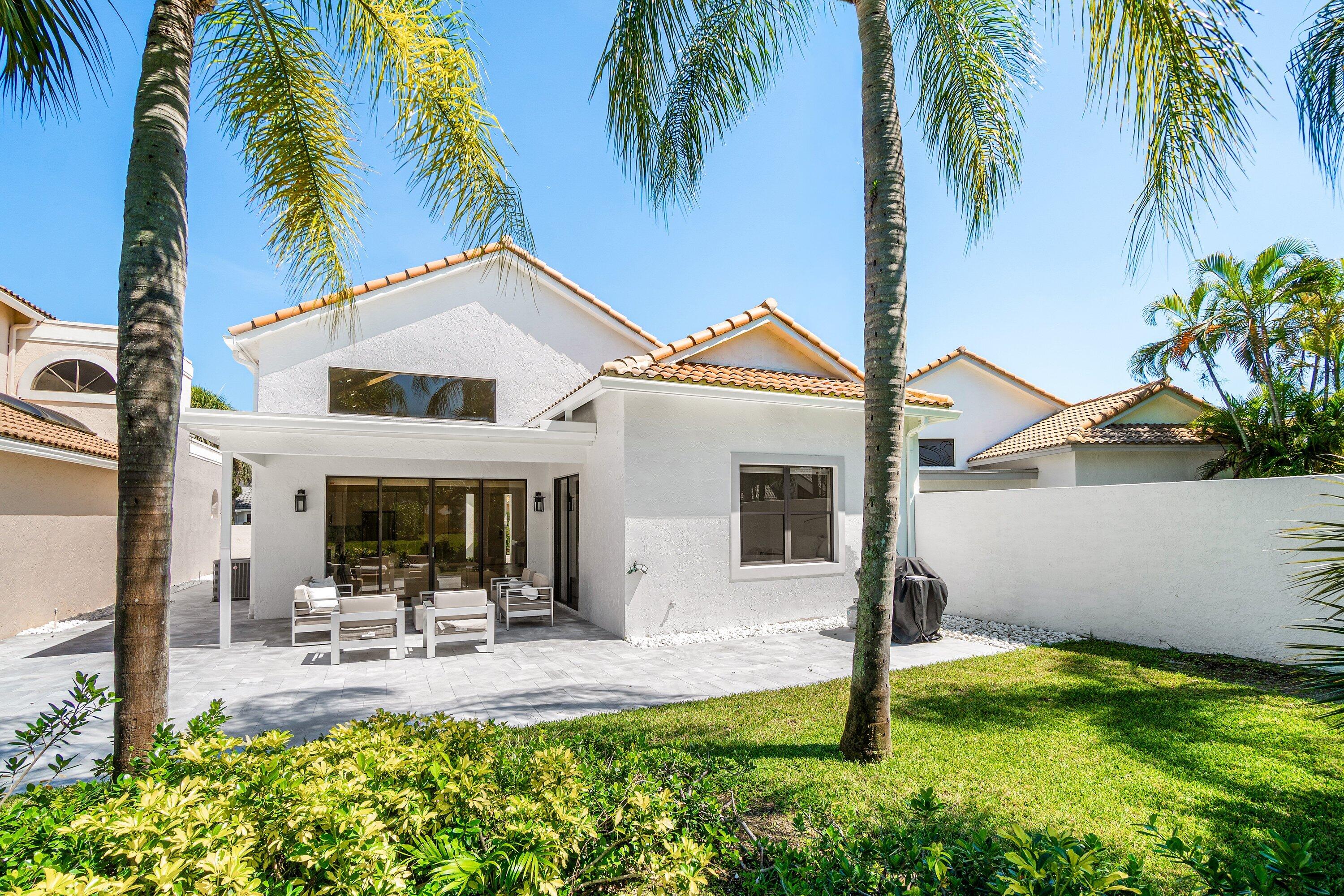17545 Vía Capri Boca Raton, FL 33496 - Photo 25 of 28 Patio