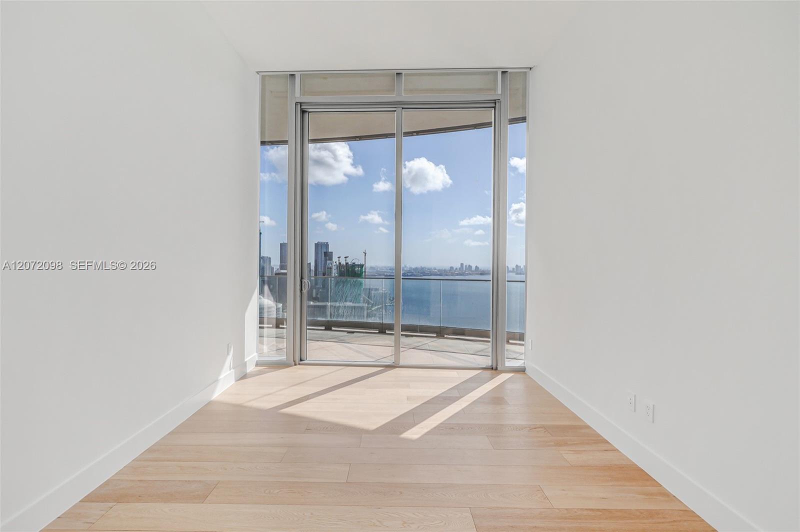 175 Southeast 25th Road, Unit PH4301 Miami, FL 33129 - Photo 39 of 58 Gallery Image 39
