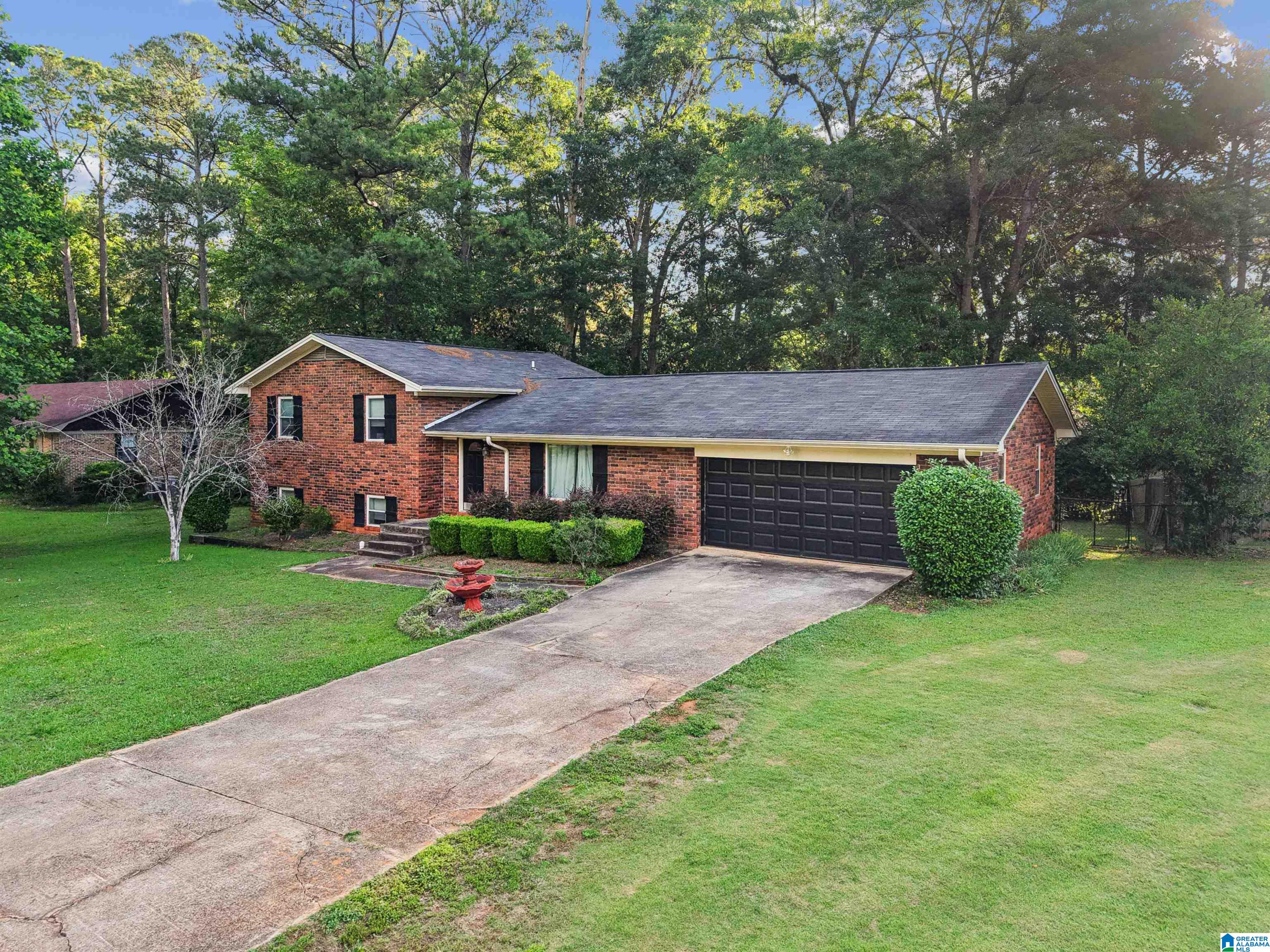 335 Cherokee Street Montevallo, AL 35115 - Photo 2 of 40