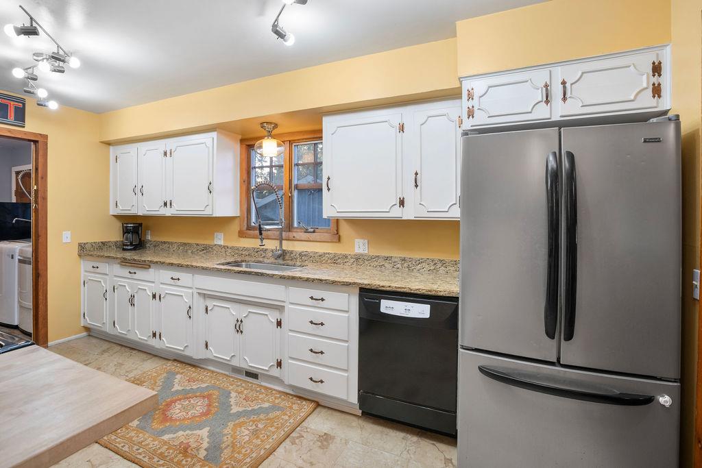 7041 Mt Aukum Road Somerset, CA 95684 - Photo 12 of 72