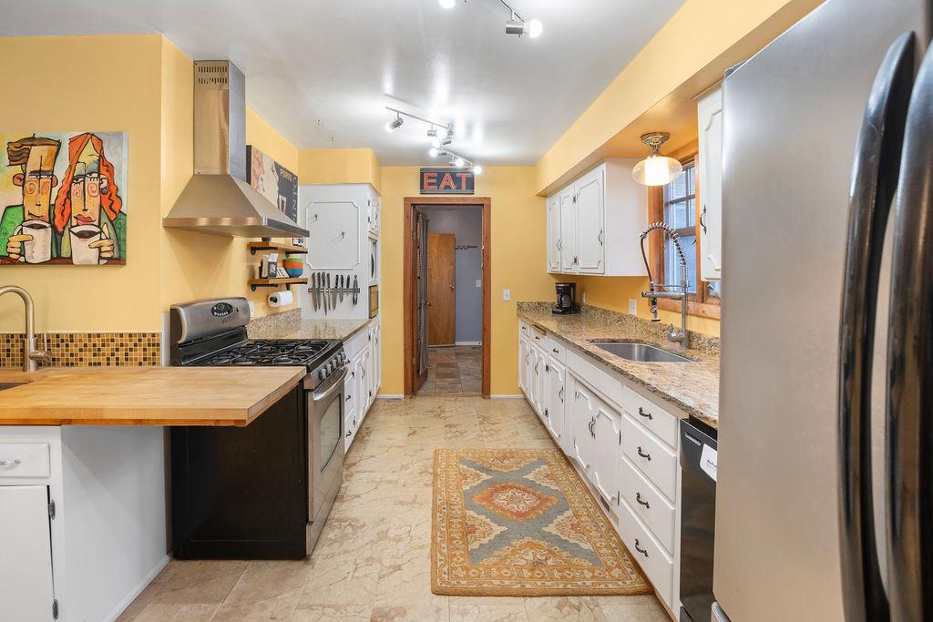 7041 Mt Aukum Road Somerset, CA 95684 - Photo 14 of 72