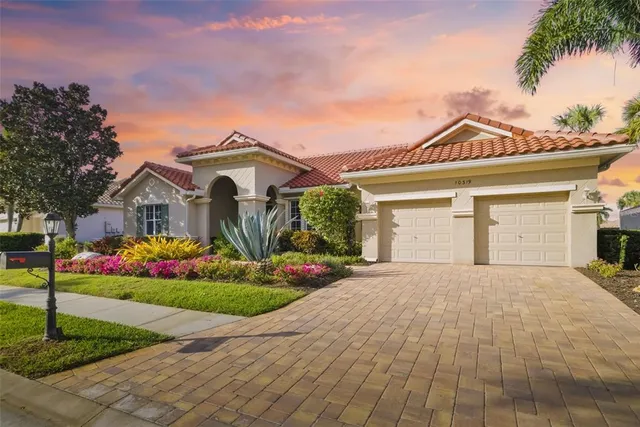 $920,000 | 10319 Winding Stream Way, Bradenton, FL 34212