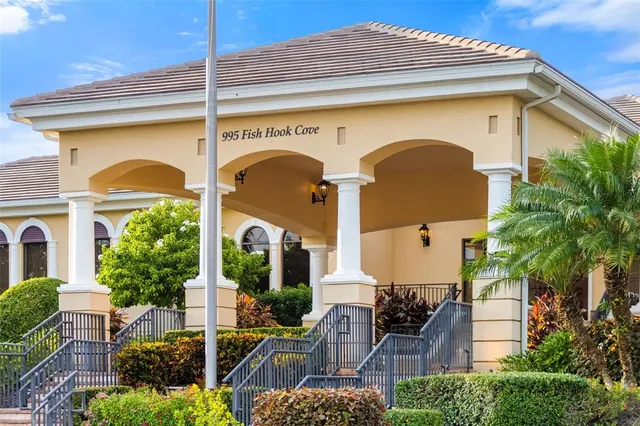 $920,000 | 10319 Winding Stream Way, Bradenton, FL 34212