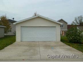 1130 North Warren Street Decatur, IL 62521 - Photo 3 of 12