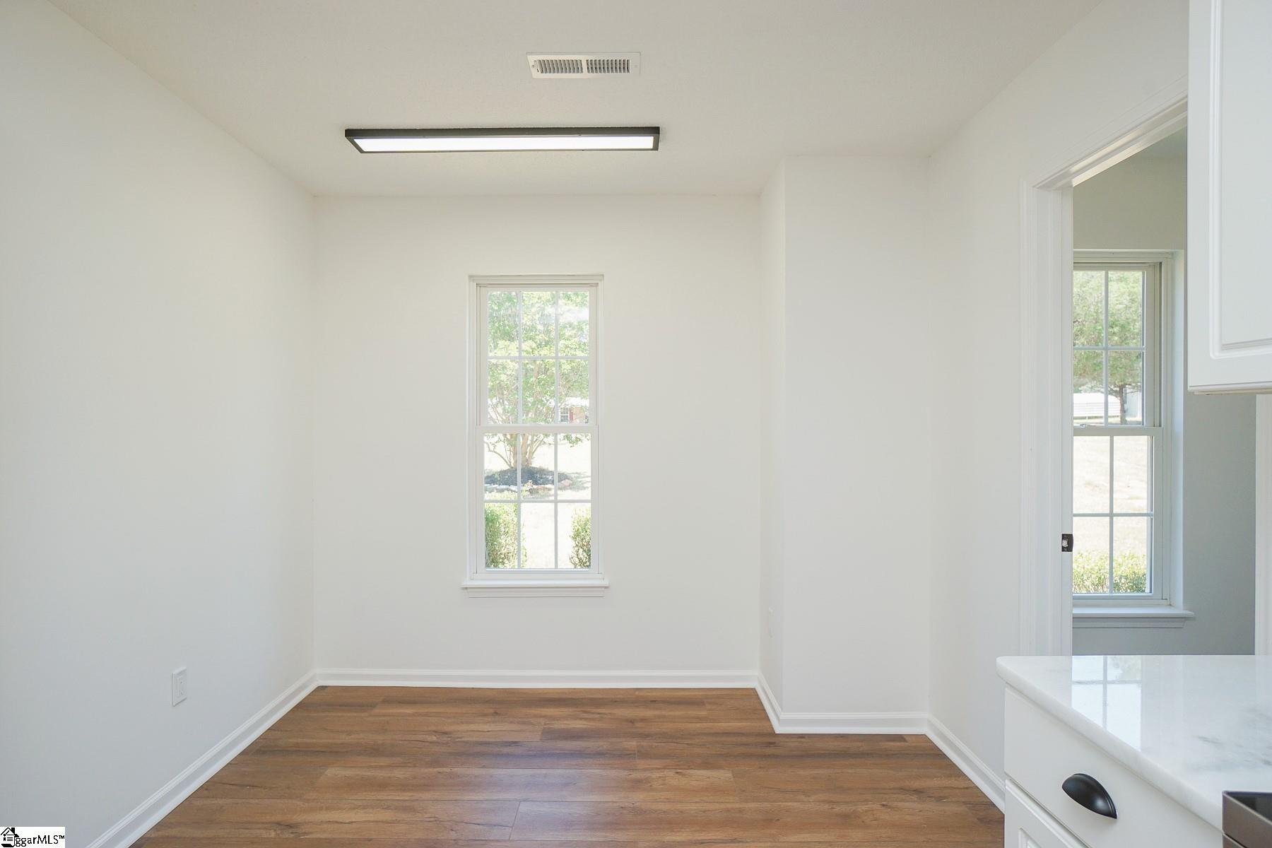 618 Friendship Road Seneca, SC 29678 - Photo 12 of 30 Gallery Image 12