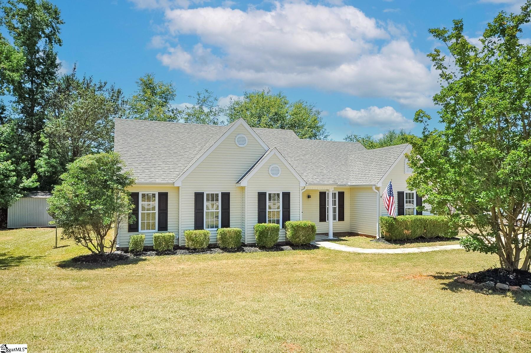 618 Friendship Road Seneca, SC 29678 - Photo 3 of 30 Gallery Image 3
