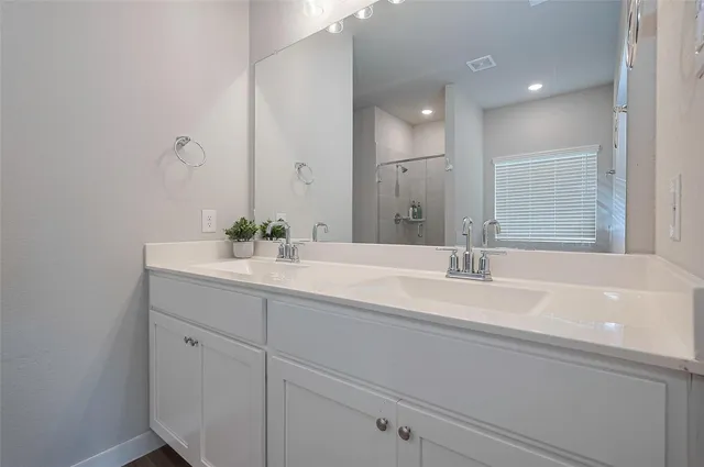 $430,000 | 8619 Jetty Gln Drive, Cypress, TX 77433