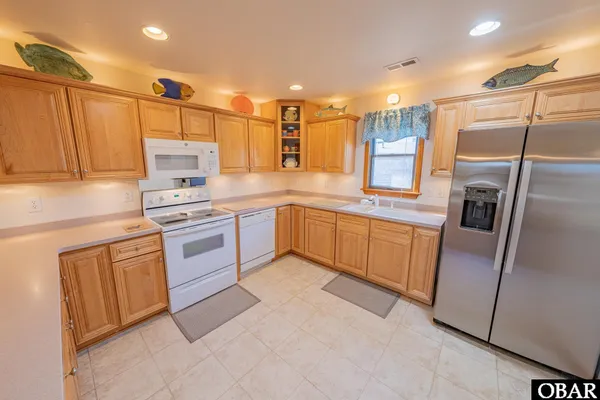 $569,000 | 39255 Hatteras Lane, Avon, NC 27915