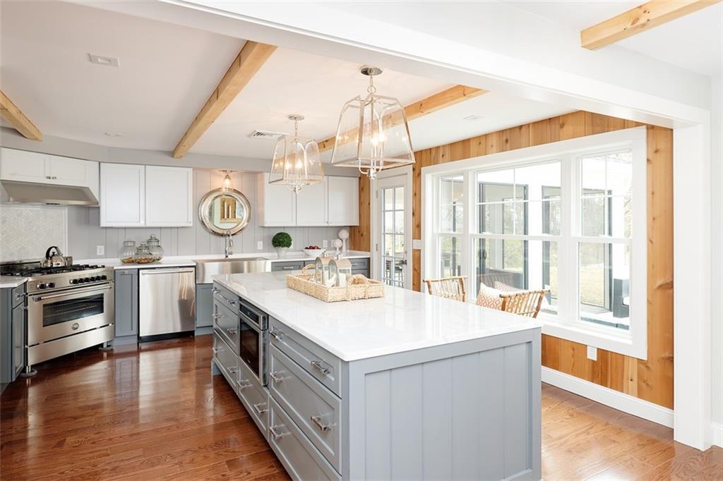 145 Shore Road Cape Neddick, ME 03902 - Photo 12 of 35 Gourmet cook's dream kitchen. ...