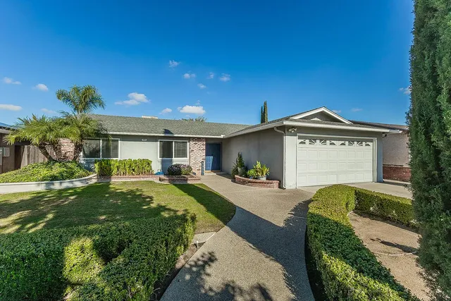 $369,900 | 5933 East Saginaw Way, Fresno, CA 93727