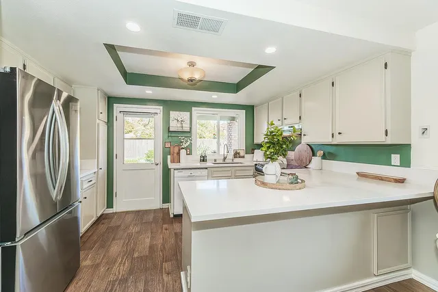 $369,900 | 5933 East Saginaw Way, Fresno, CA 93727