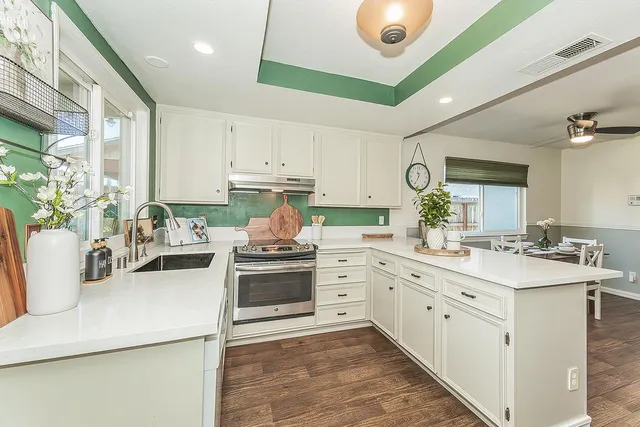 $369,900 | 5933 East Saginaw Way, Fresno, CA 93727