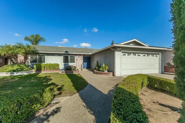 $369,900 | 5933 East Saginaw Way, Fresno, CA 93727