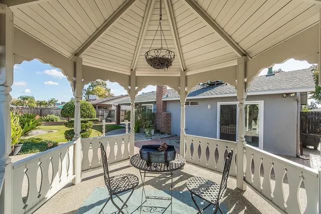 $369,900 | 5933 East Saginaw Way, Fresno, CA 93727