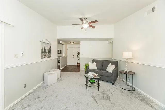 $369,900 | 5933 East Saginaw Way, Fresno, CA 93727