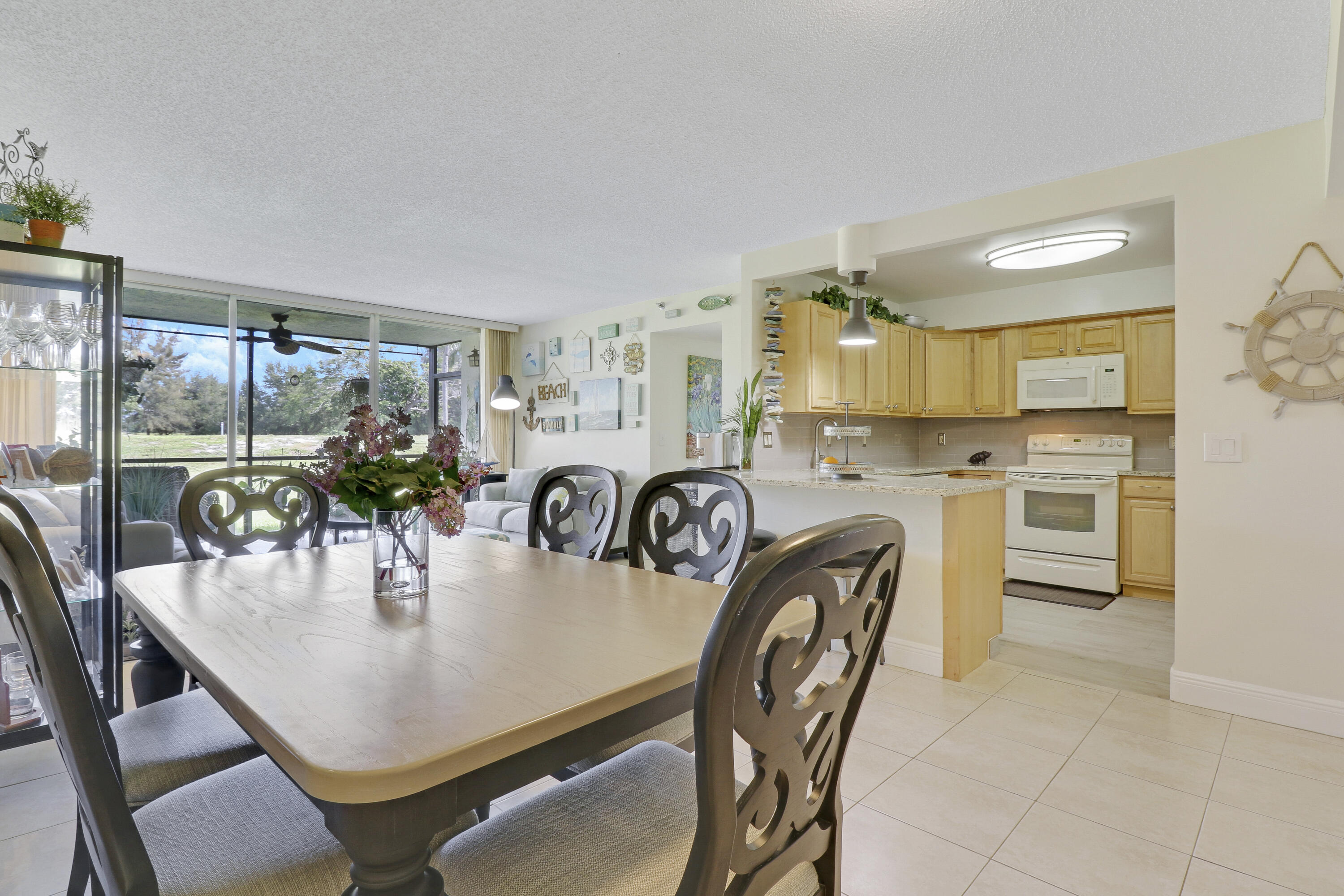 5260 Northwest 2nd Avenue, Unit 101 Boca Raton, FL 33487 - Photo 16 of 26 House-15